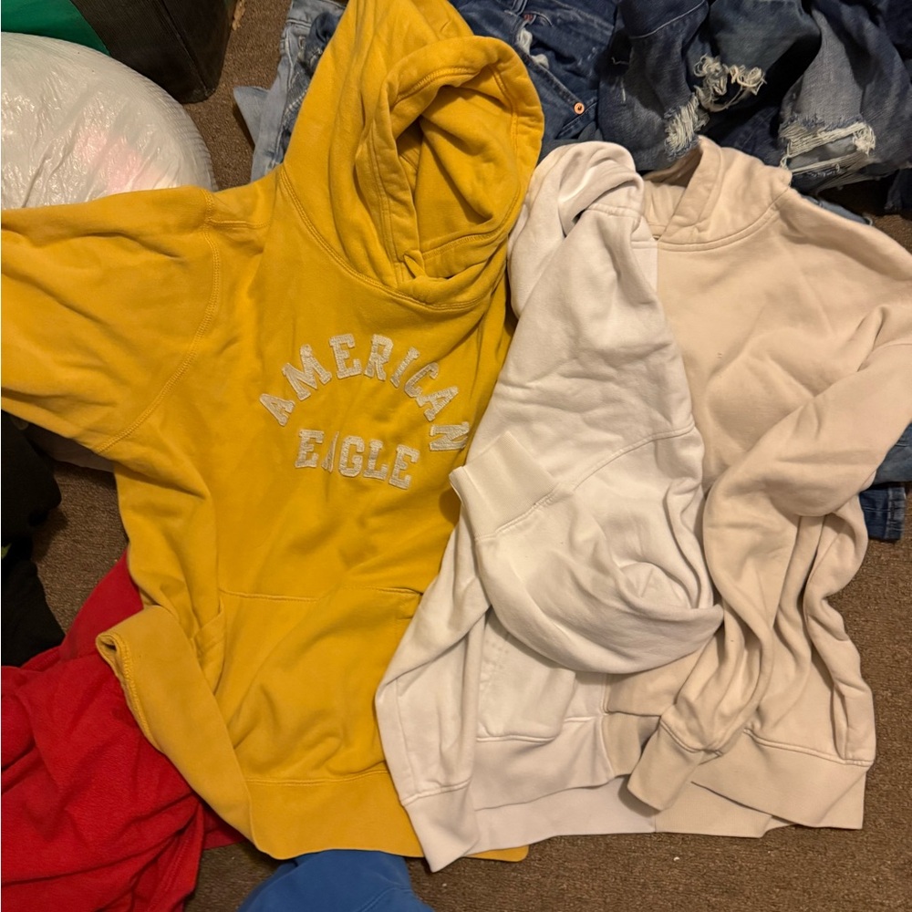 2 men’s hoodies size large